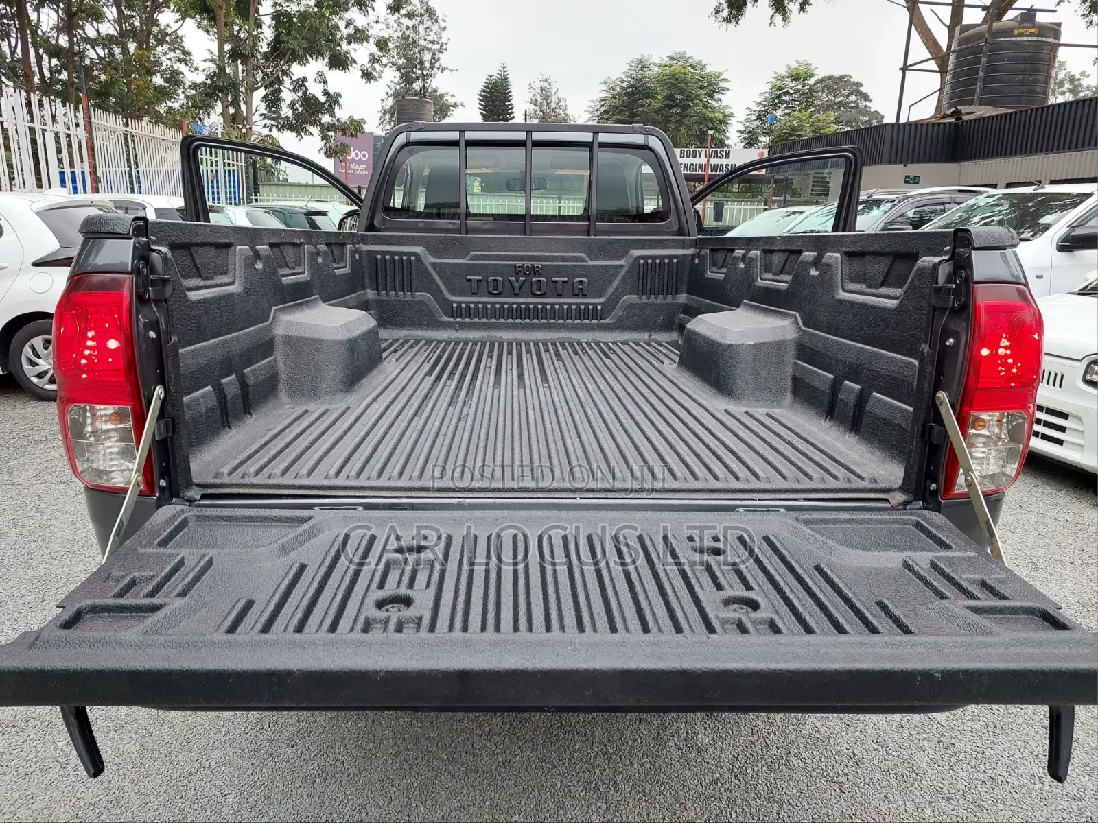 Toyota Hilux 2021 Gray