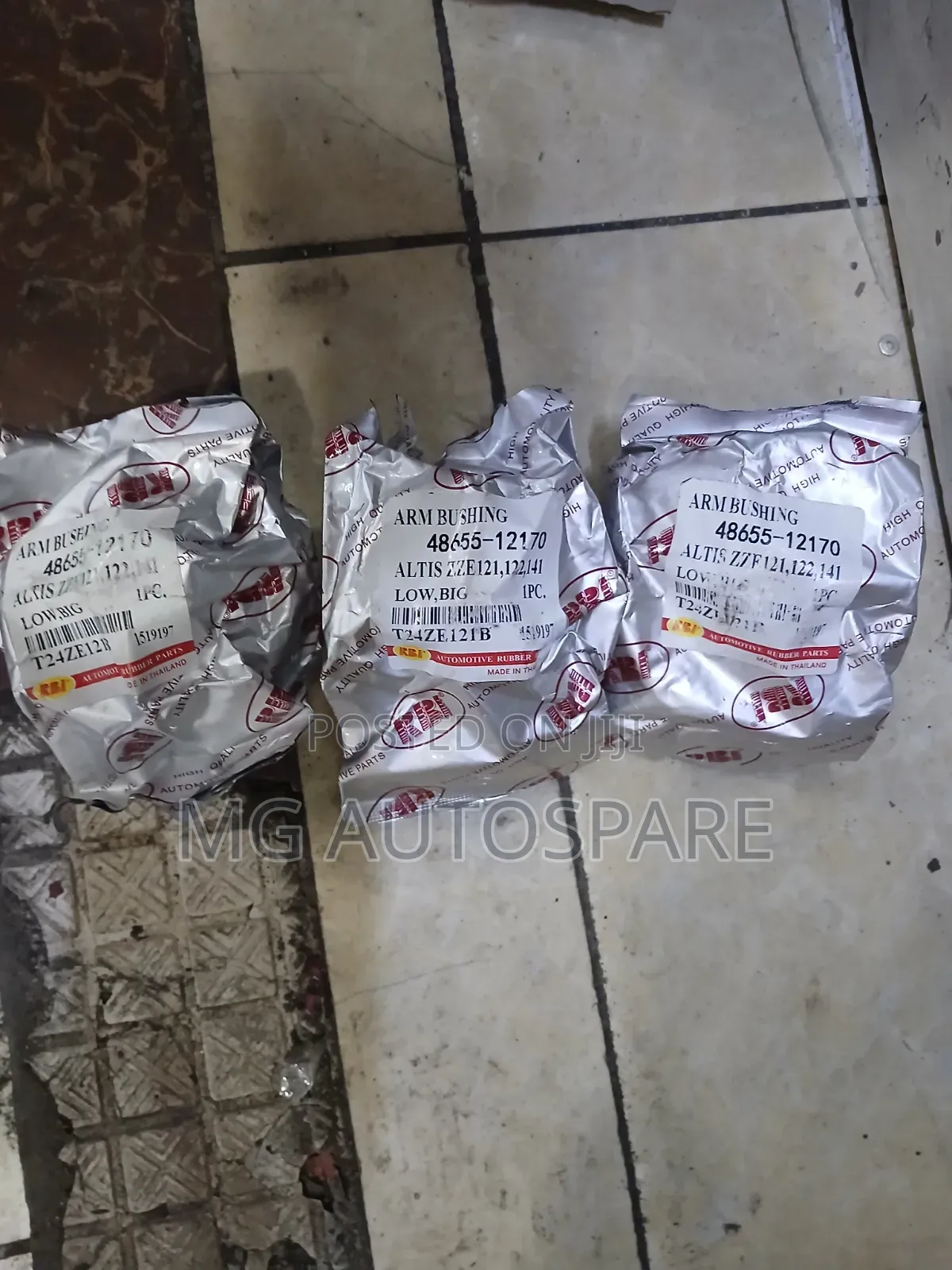 Arm Bush 48655-12170
