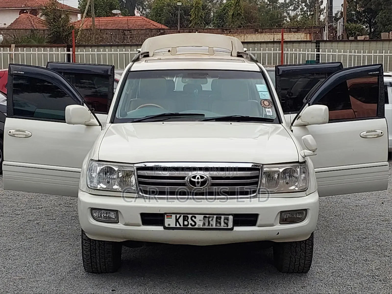 Toyota Land Cruiser 2005 Pearl