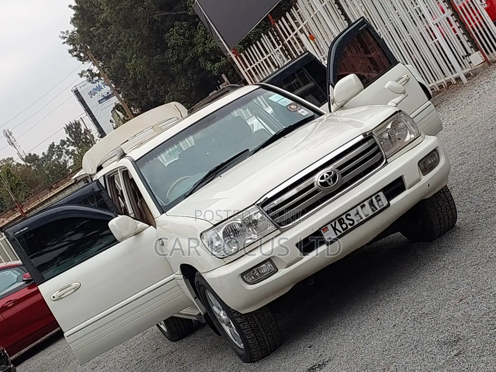 Toyota Land Cruiser 2005 Pearl