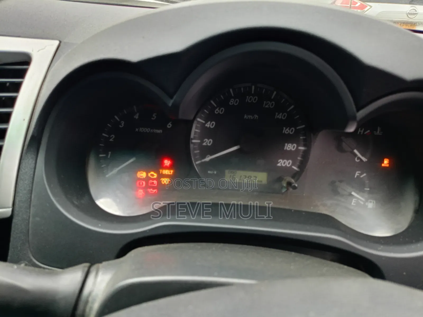 Toyota Hilux 2013 White