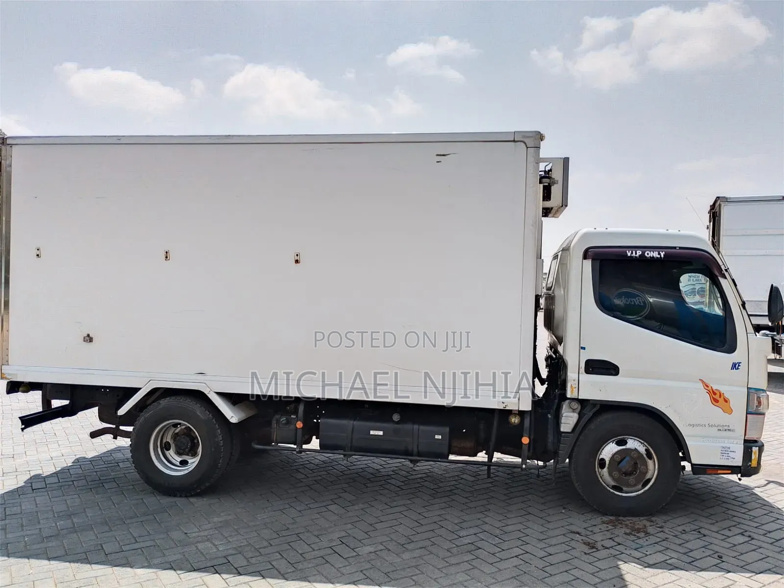 Mitsubishi Truck