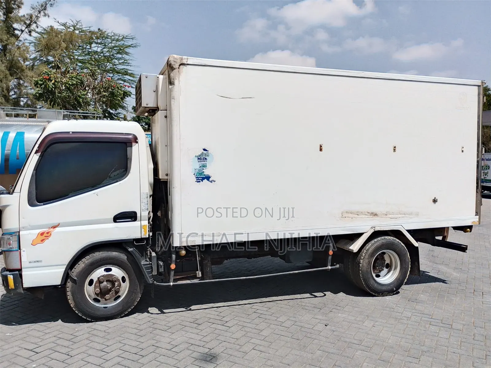 Mitsubishi Truck