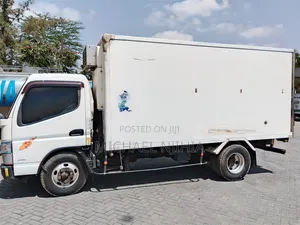 Mitsubishi Truck
