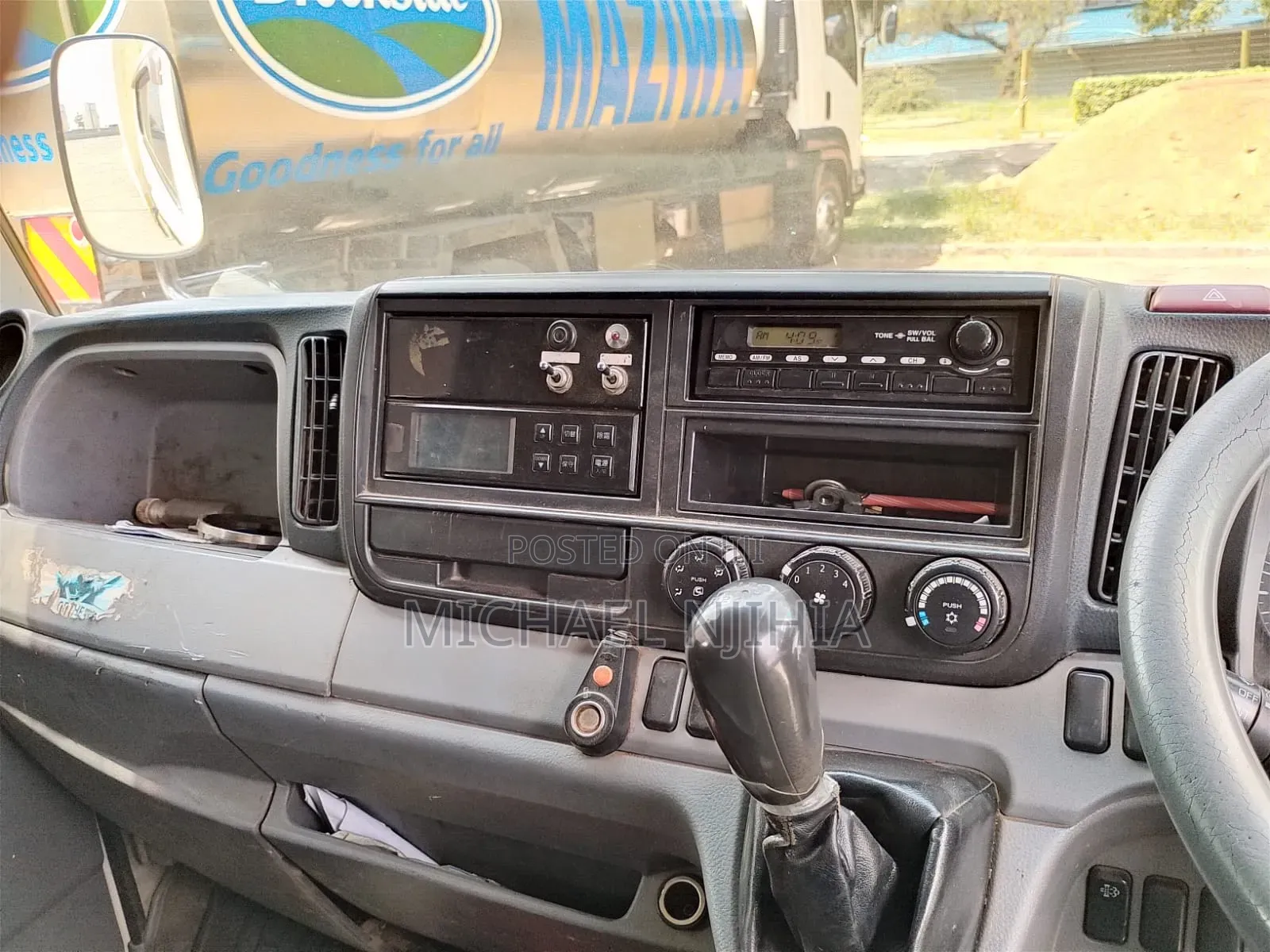 Mitsubishi Truck