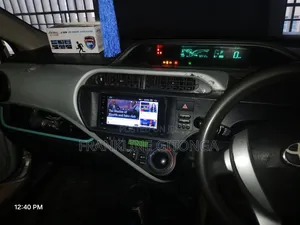 Toyota Aqua 2012 Silver