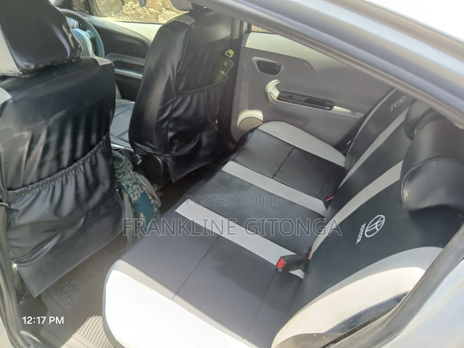 Toyota Aqua 2012 Silver