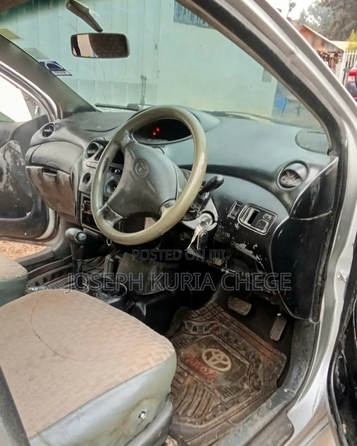 Toyota Vitz 2005 Silver