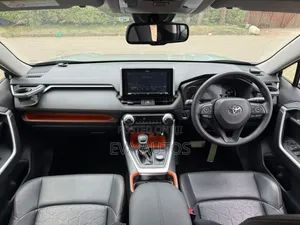 Toyota RAV4 2019 Green
