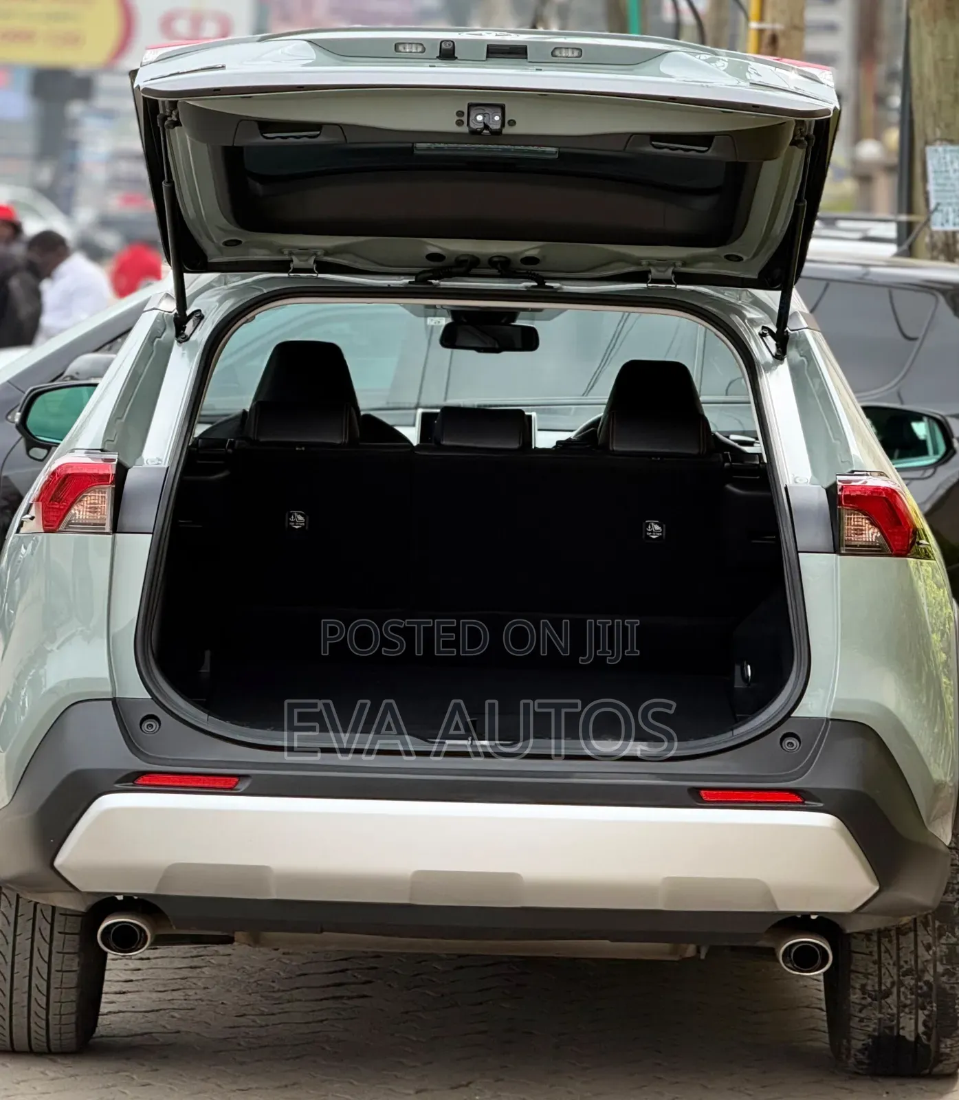 Toyota RAV4 2019 Green