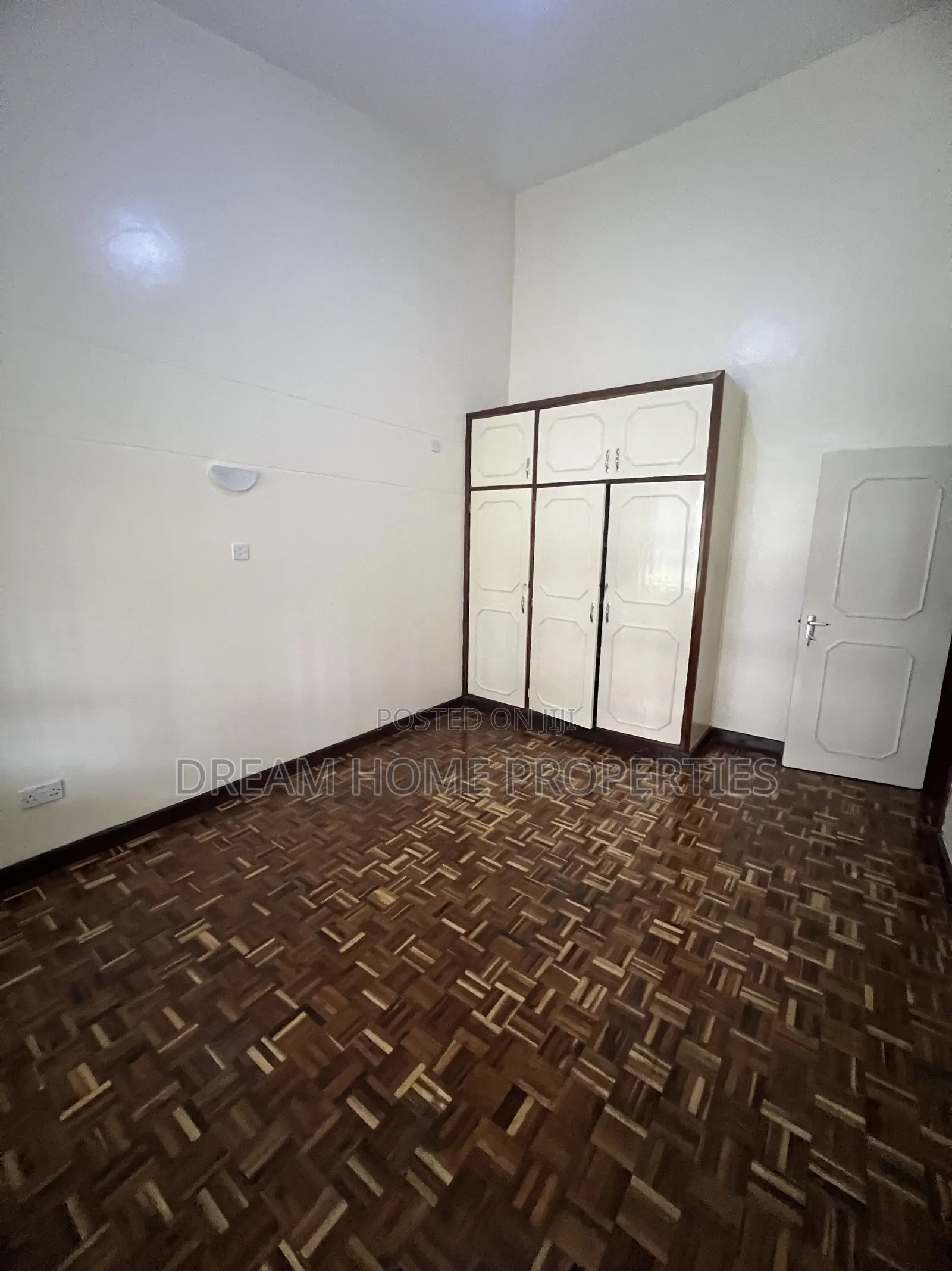 5bdrm Townhouse / Terrace in Kilimani for rent