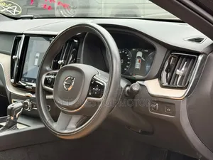 Volvo XC60 2019 Gray