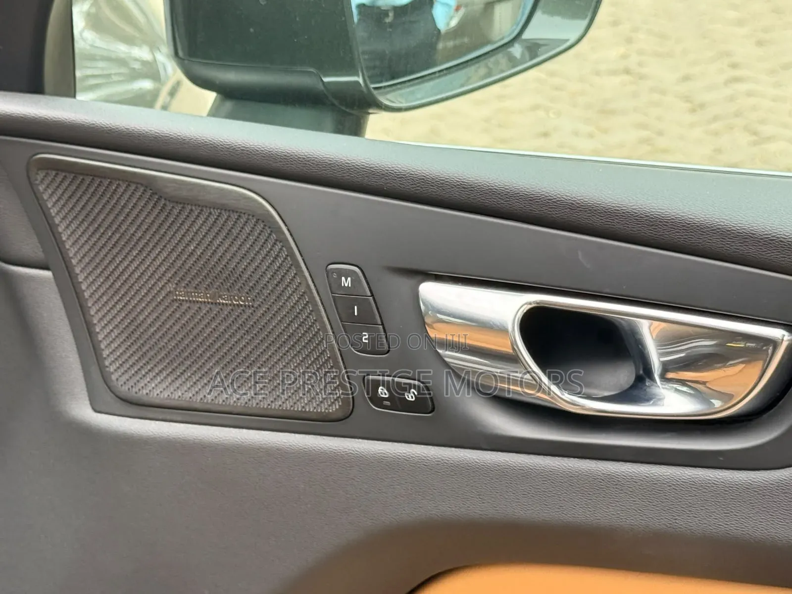 Volvo XC60 2019 Gray