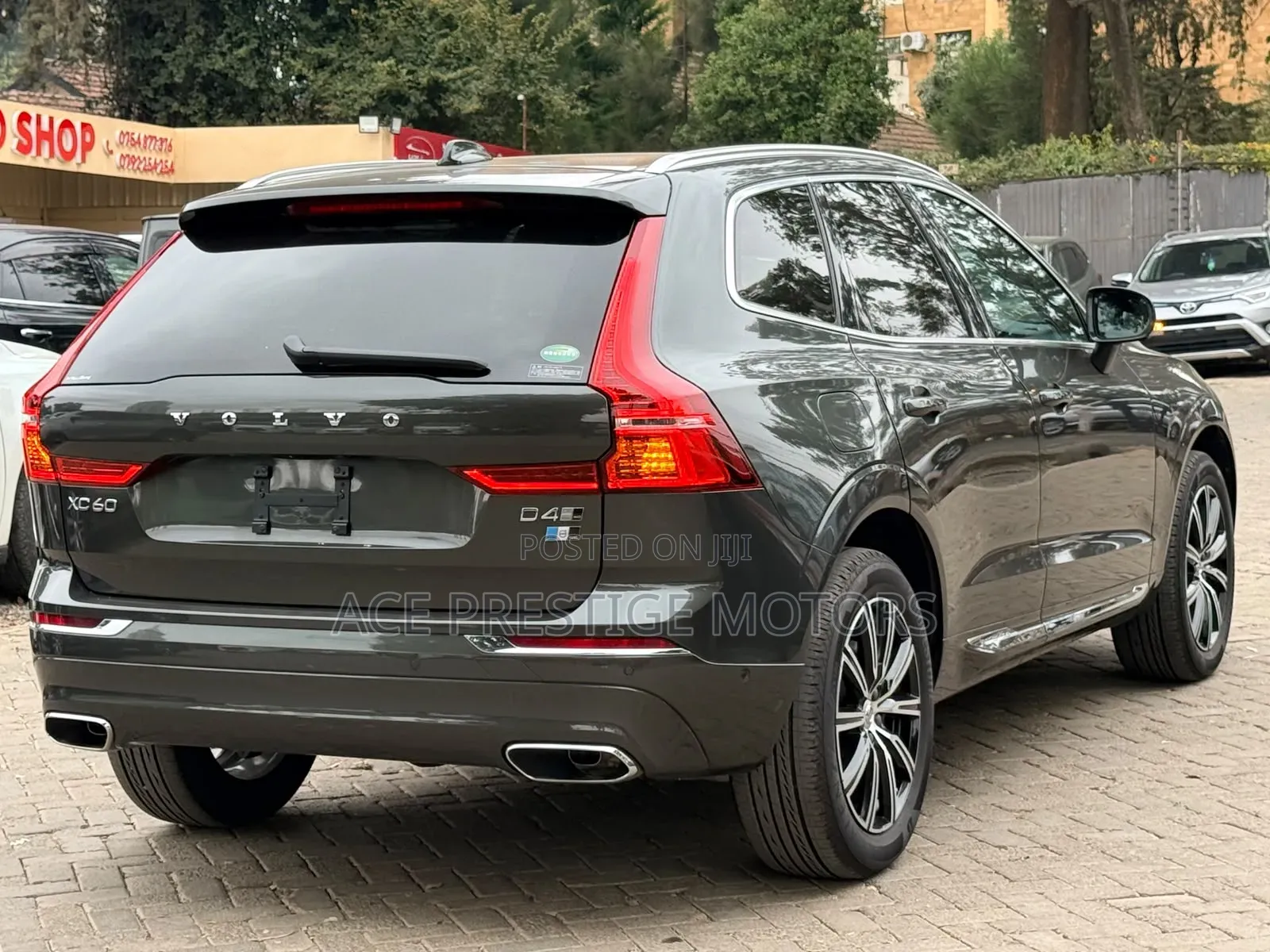 Volvo XC60 2019 Gray