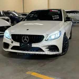 Mercedes-Benz C200 2020 White