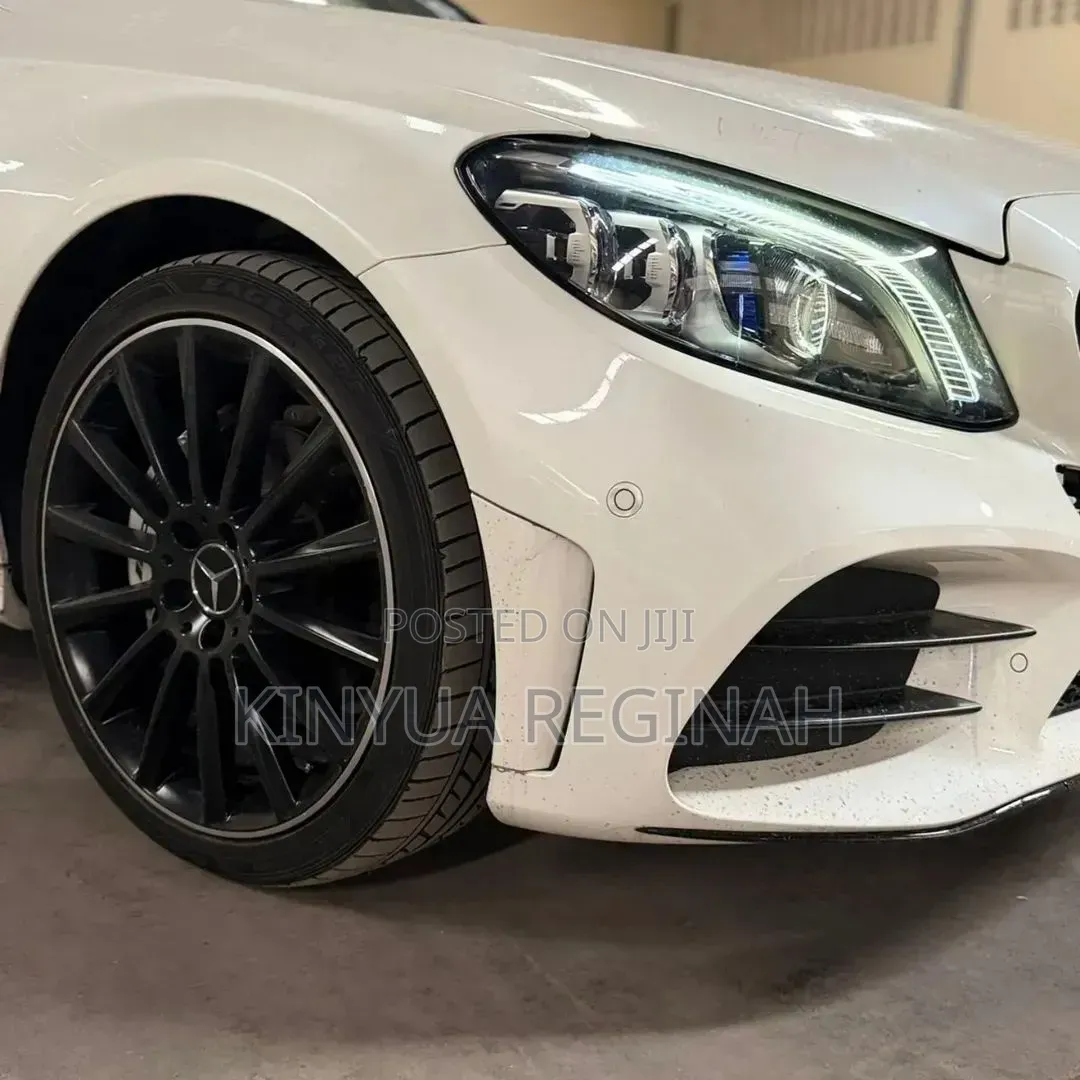 Mercedes-Benz C200 2020 White