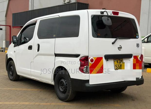 Nissan NV200 2015 White - thumbnail 3