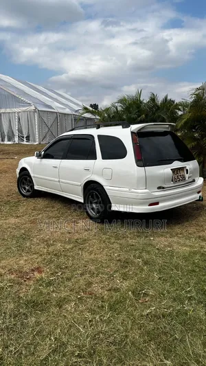 Toyota Carib 2001 White
