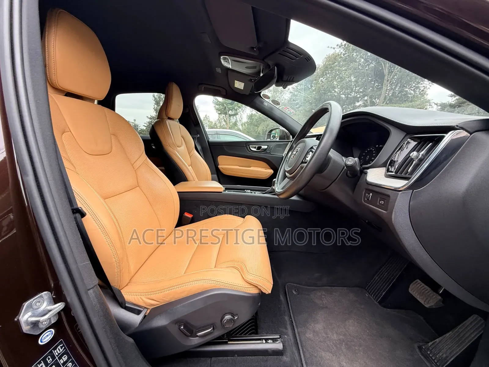 Volvo XC60 2019 Brown