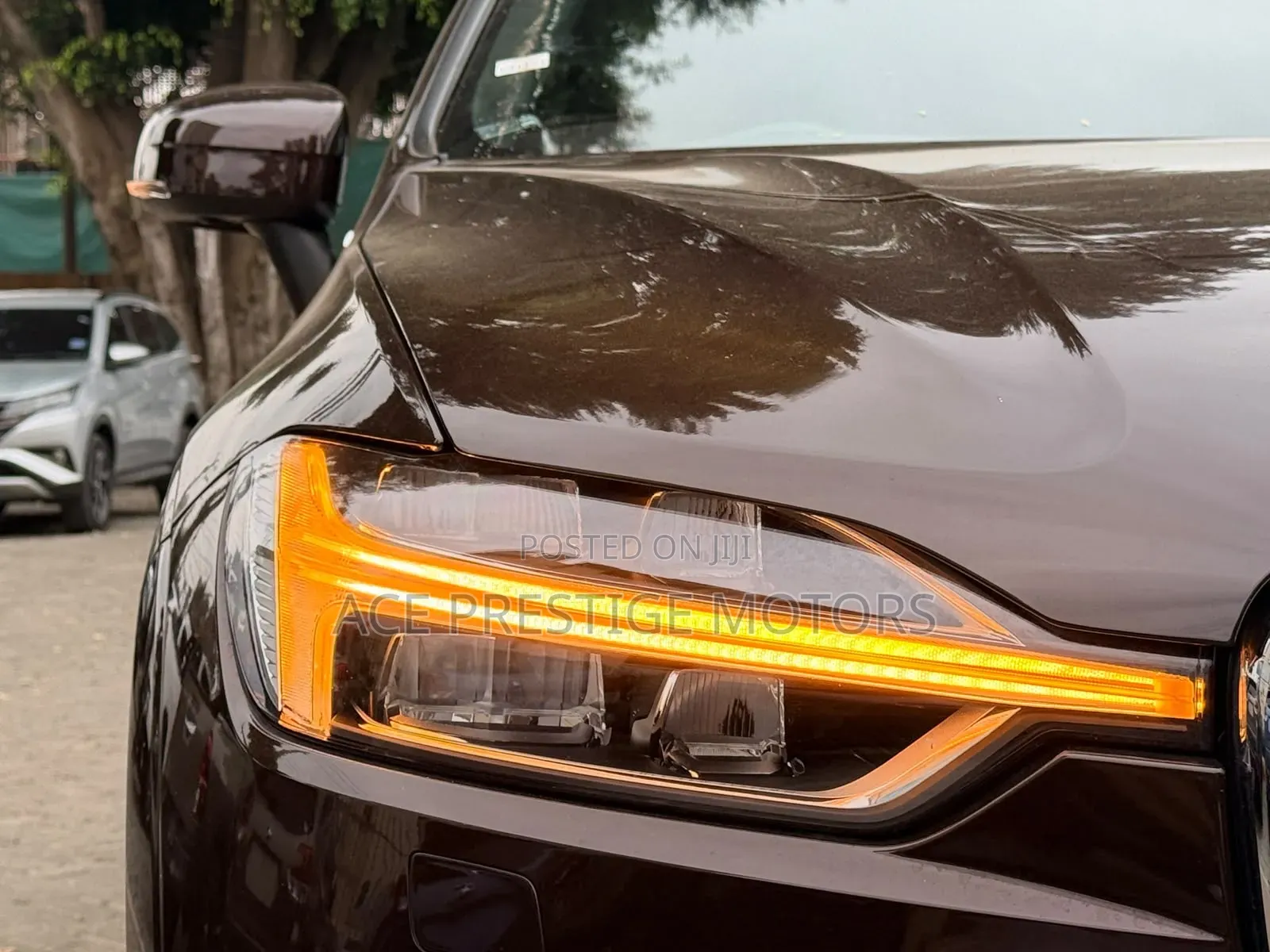 Volvo XC60 2019 Brown