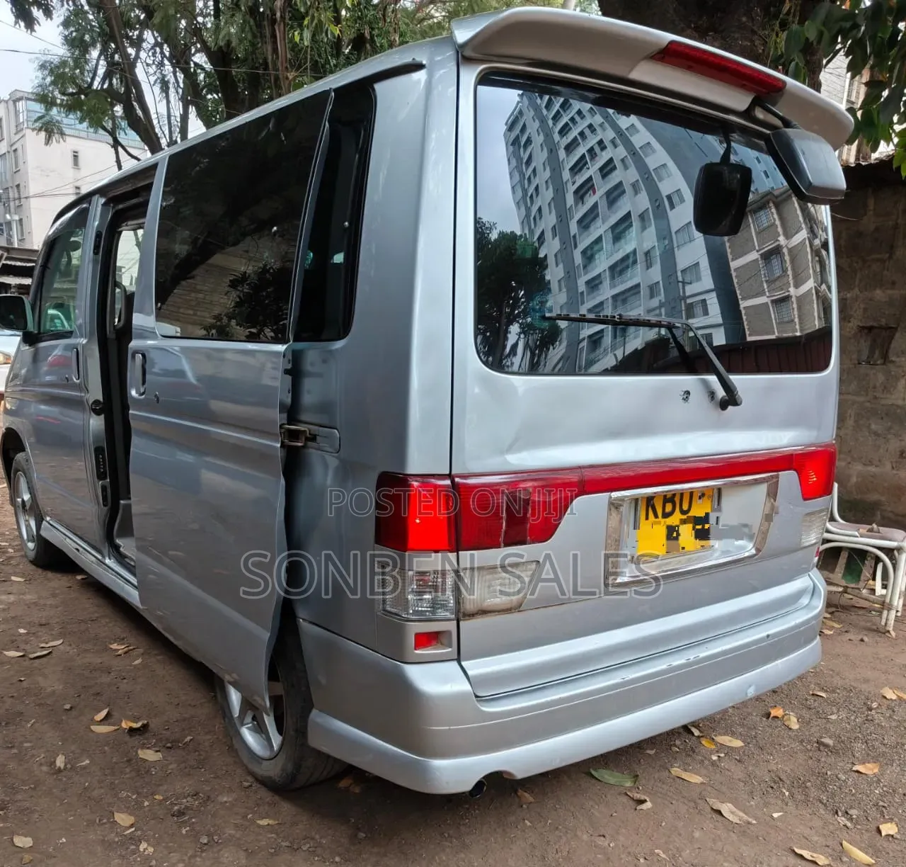 Mazda MPV 2007 Silver