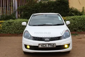 Nissan Advan 2012 White
