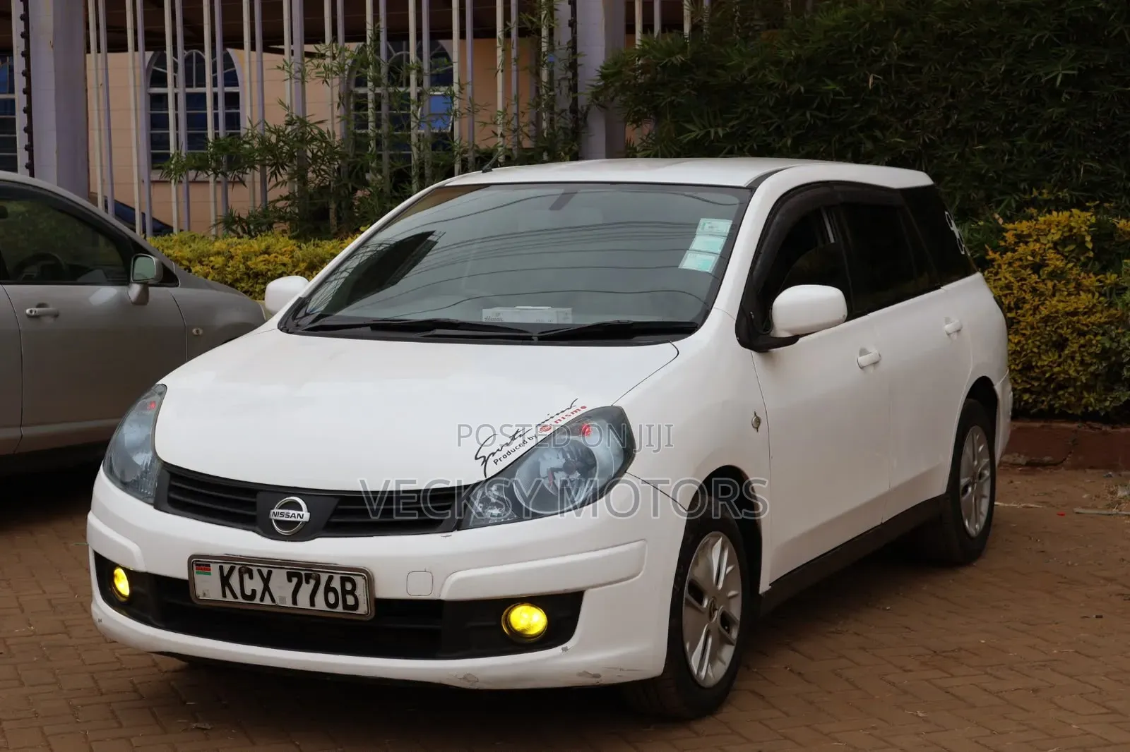 Nissan Advan 2012 White