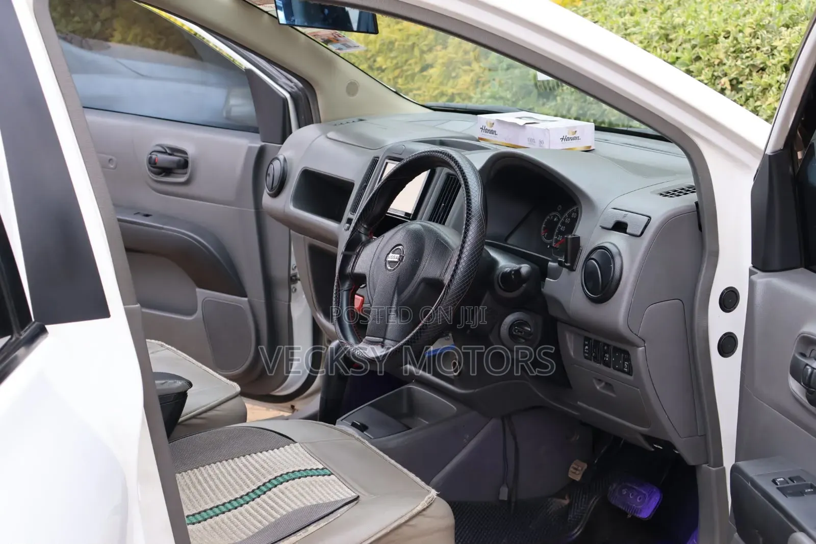 Nissan Advan 2012 White