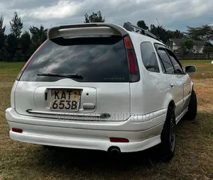 Toyota Carib 2001 White