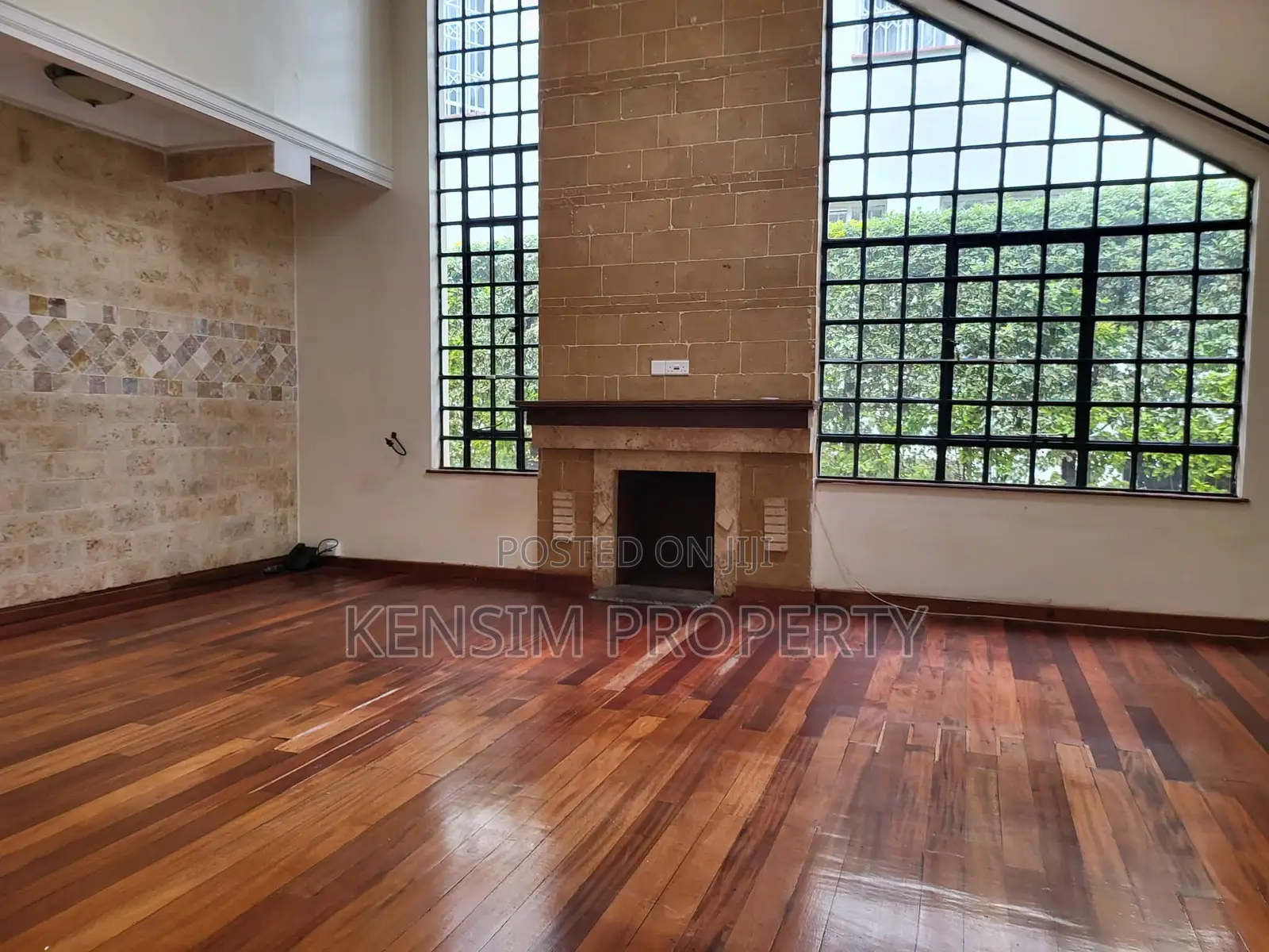 4bdrm Townhouse / Terrace in Kitisuru for rent