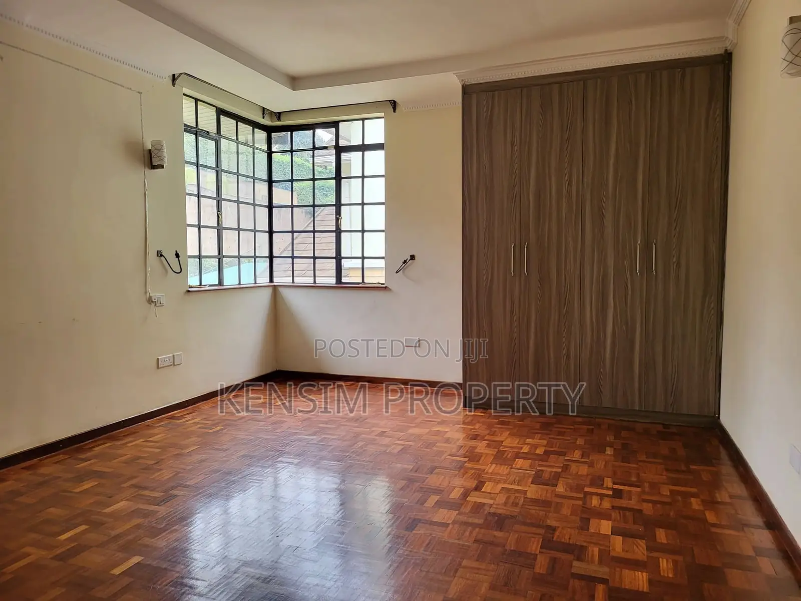 4bdrm Townhouse / Terrace in Kitisuru for rent