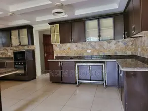 4bdrm Townhouse / Terrace in Kitisuru for rent