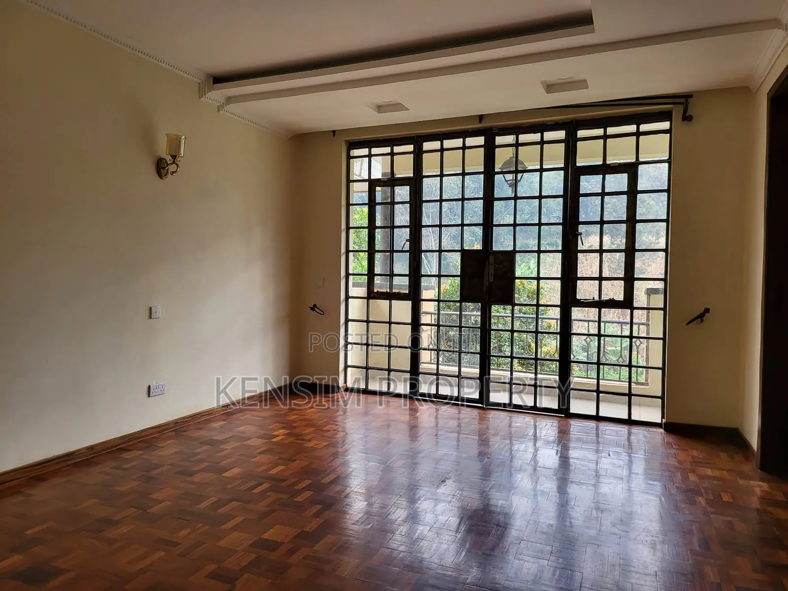 4bdrm Townhouse / Terrace in Kitisuru for rent