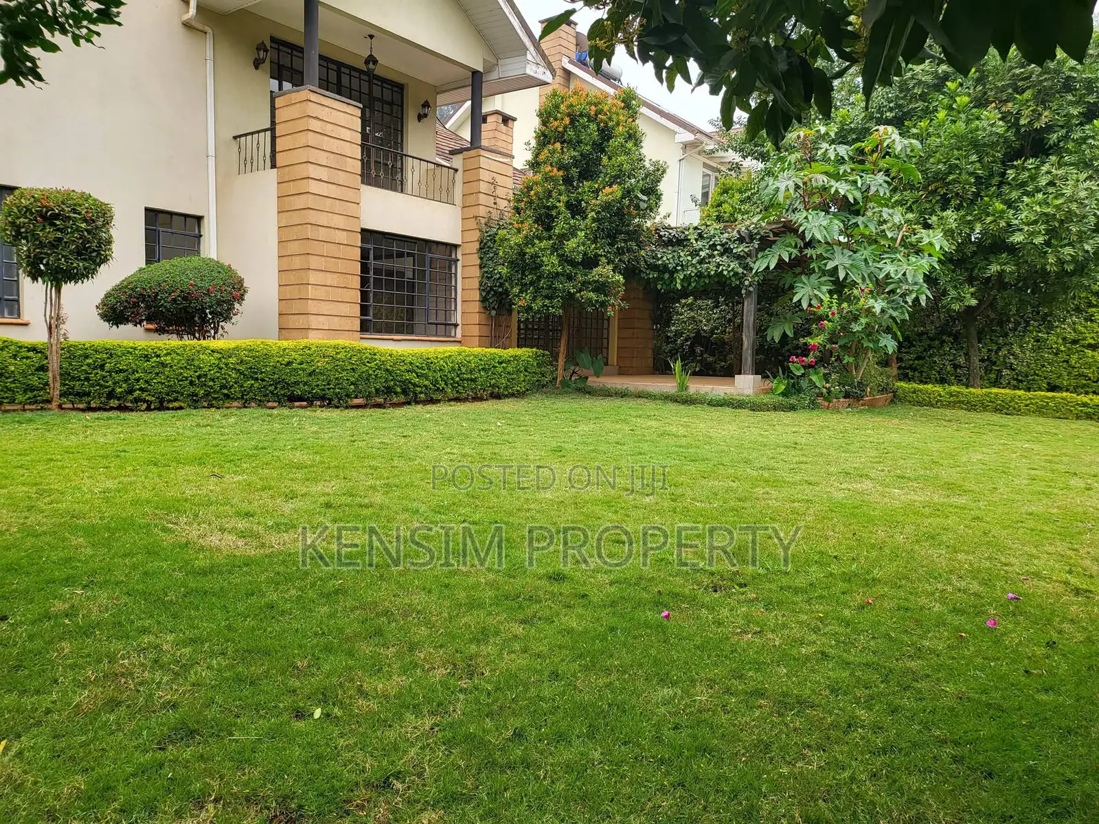 4bdrm Townhouse / Terrace in Kitisuru for rent