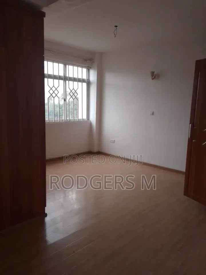 2bdrm Apartment in Valley Arcade for rent