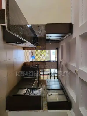 4bdrm Townhouse / Terrace in Kitisuru for rent