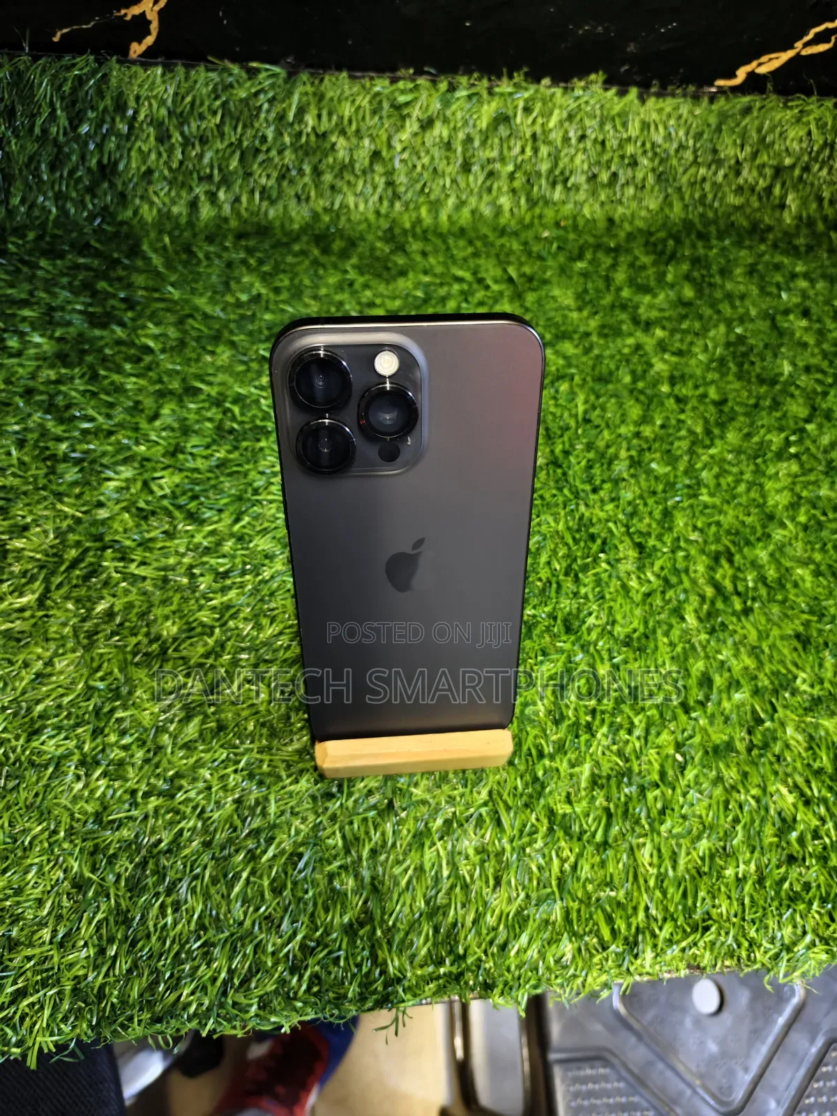 New Apple iPhone 15 Pro Max 256 GB Bronze