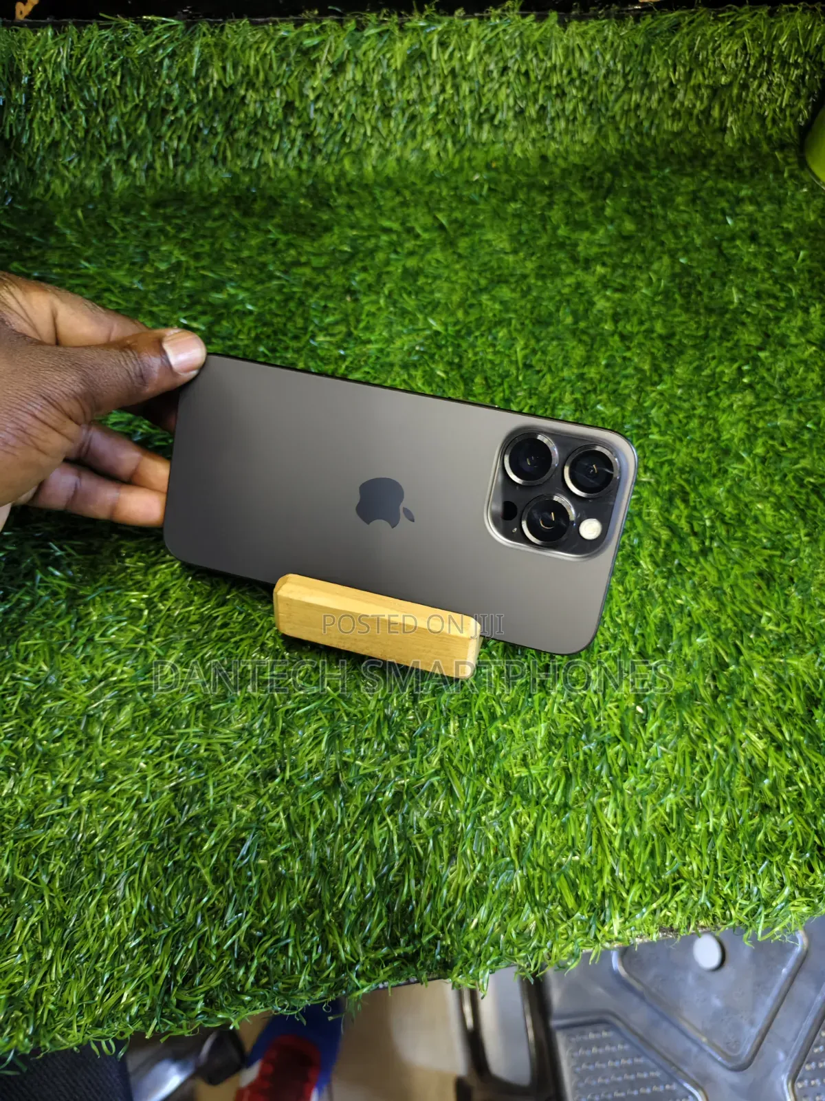 New Apple iPhone 15 Pro Max 256 GB Bronze