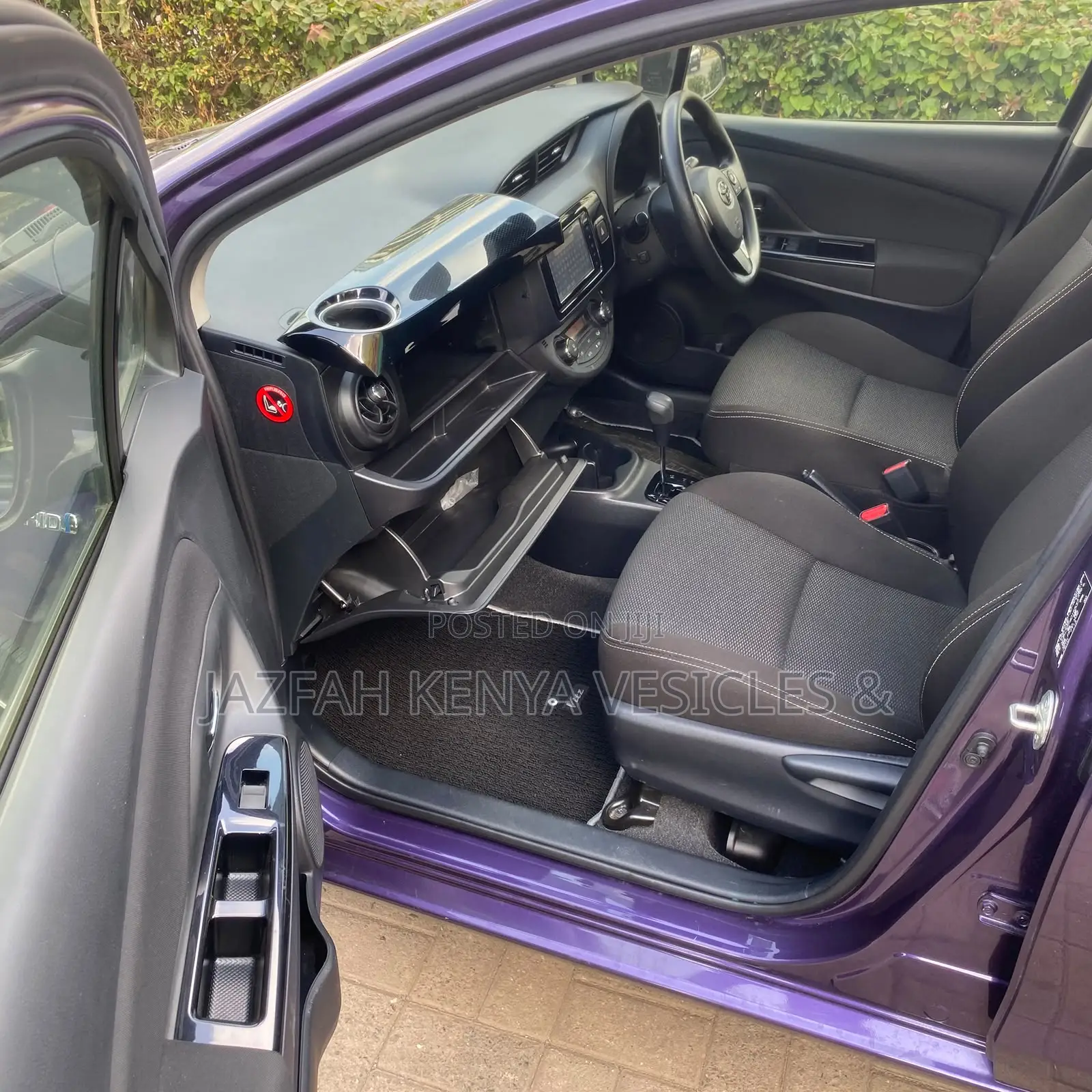 Toyota Vitz 1.5 FWD Hybrid 5dr 2019 Purple