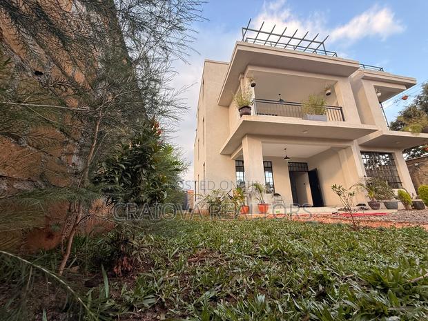 5bdrm Villa in Kibiku for sale - thumbnail 2