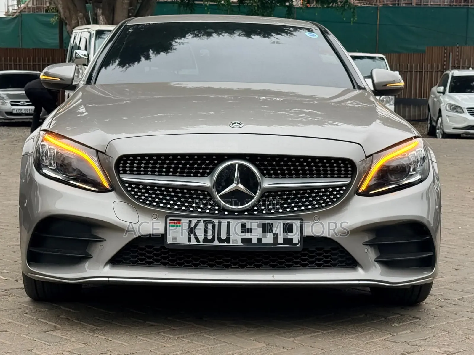 Mercedes-Benz C200 2019 Gray