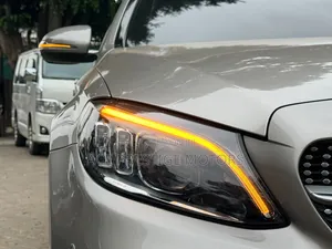 Mercedes-Benz C200 2019 Gray