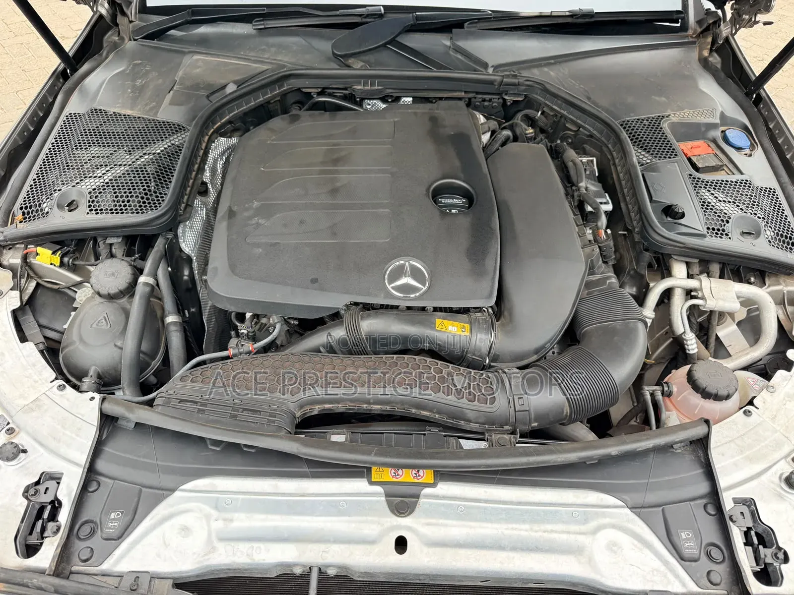 Mercedes-Benz C200 2019 Gray
