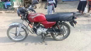 Bajaj Boxer 100 2022 Red