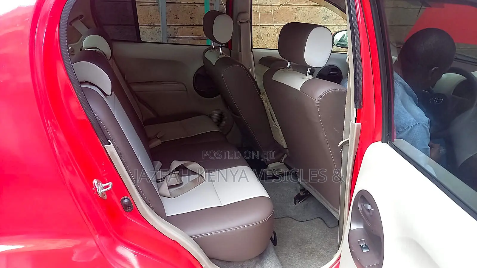 Toyota Passo 1.0 FWD 2015 Red