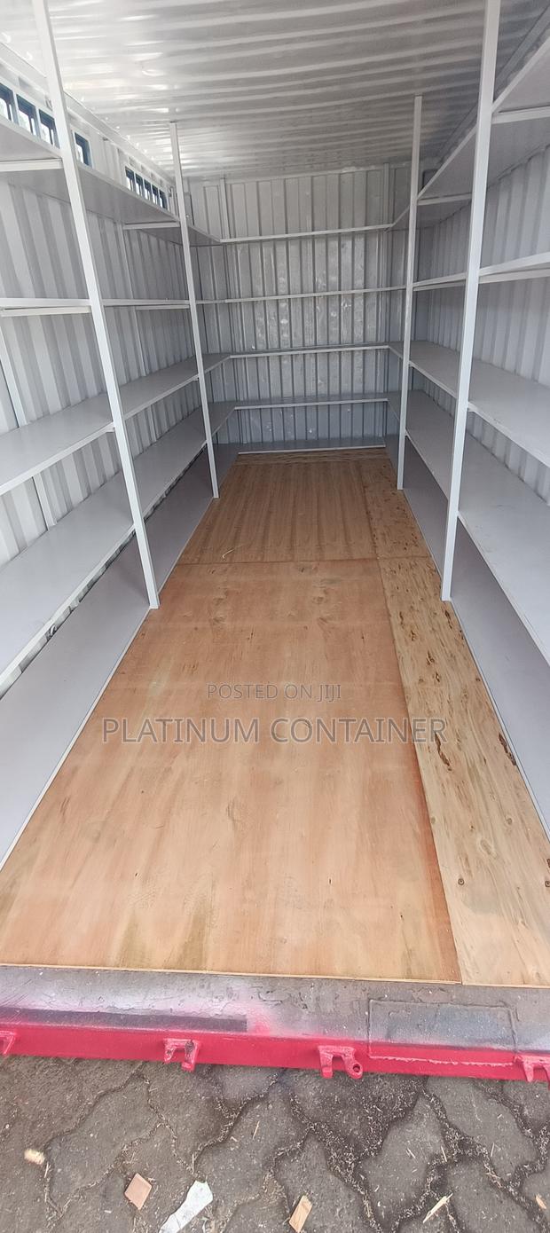 20ft Storage Container - thumbnail 6
