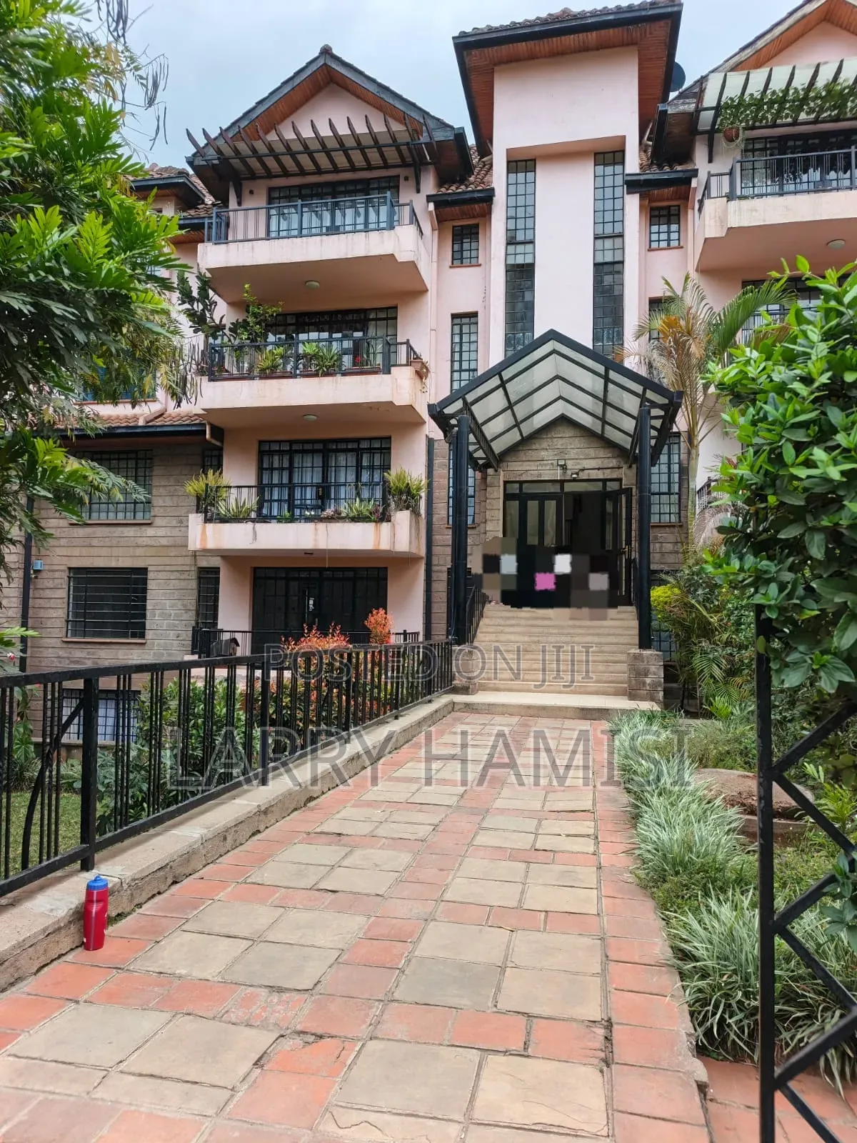 3bdrm Apartment in Rose Park Apartment, Hurlingham for sale