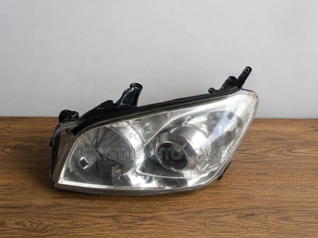 Rav 4 AC 36 Xenon Headlight