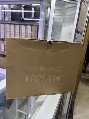 New Laptop Apple MacBook Pro 2024 M4 24GB Apple M4 SSD 512GB