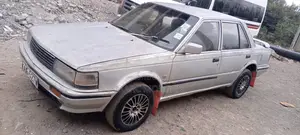Nissan Bluebird 1984 Silver